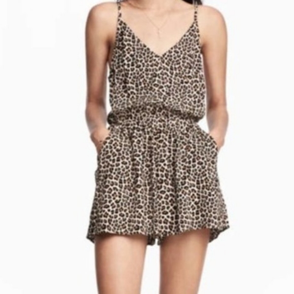 H&M Leopard Roper - Picture 8 of 8